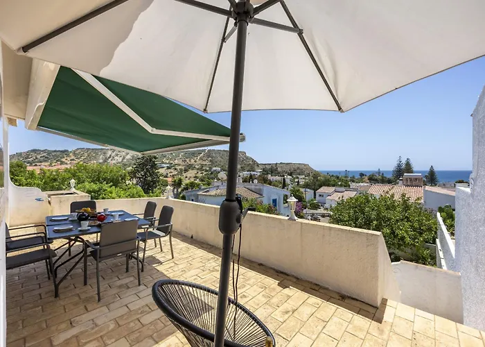 Coolhousesalgarve Luz, 3 Bed Linked House, Pool, Superb Panoramic Sea View, Casa Buganvílias Luz