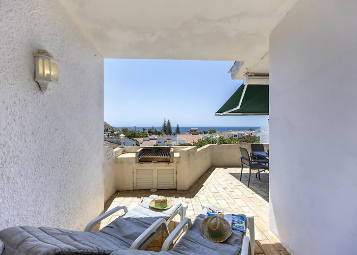 Coolhousesalgarve Luz, 3 Bed Linked House, Pool, Superb Panoramic Sea View, Casa Buganvílias