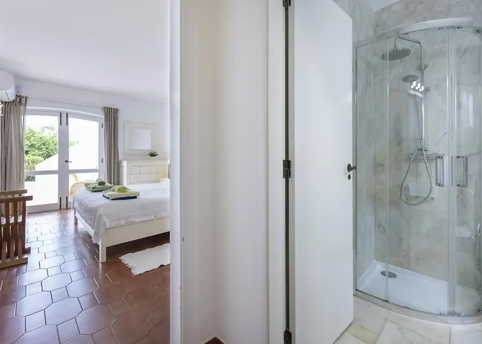 Coolhousesalgarve Luz, 3 Bed Linked House, Pool, Superb Panoramic Sea View, Casa Buganvílias Сasa de vacaciones