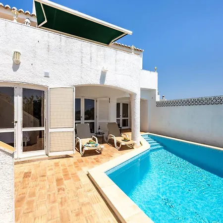 Holiday home Coolhousesalgarve Luz, 3 Bed Linked House, Pool, Superb Panoramic Sea View, Casa Buganvilias