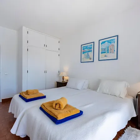 Coolhousesalgarve Luz, 3 Bed Linked House, Pool, Superb Panoramic Sea View, Casa Buganvilias