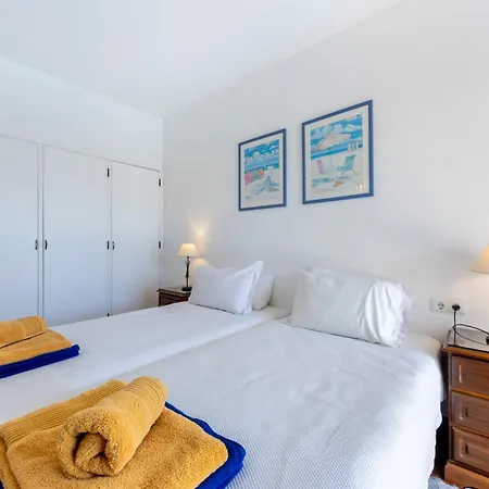 Coolhousesalgarve Luz, 3 Bed Linked House, Pool, Superb Panoramic Sea View, Casa Buganvilias Holiday home