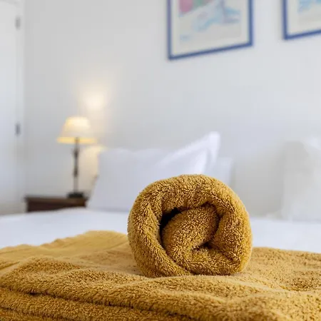 Coolhousesalgarve Luz, 3 Bed Linked House, Pool, Superb Panoramic Sea View, Casa Buganvílias