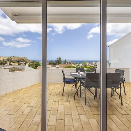 Coolhousesalgarve Luz, 3 Bed Linked House, Pool, Superb Panoramic Sea View, Casa Buganvilias Vakantiehuis *